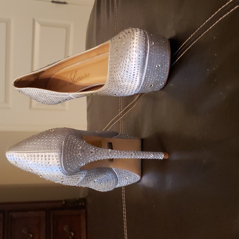 Pumps - Picture 3 of 4